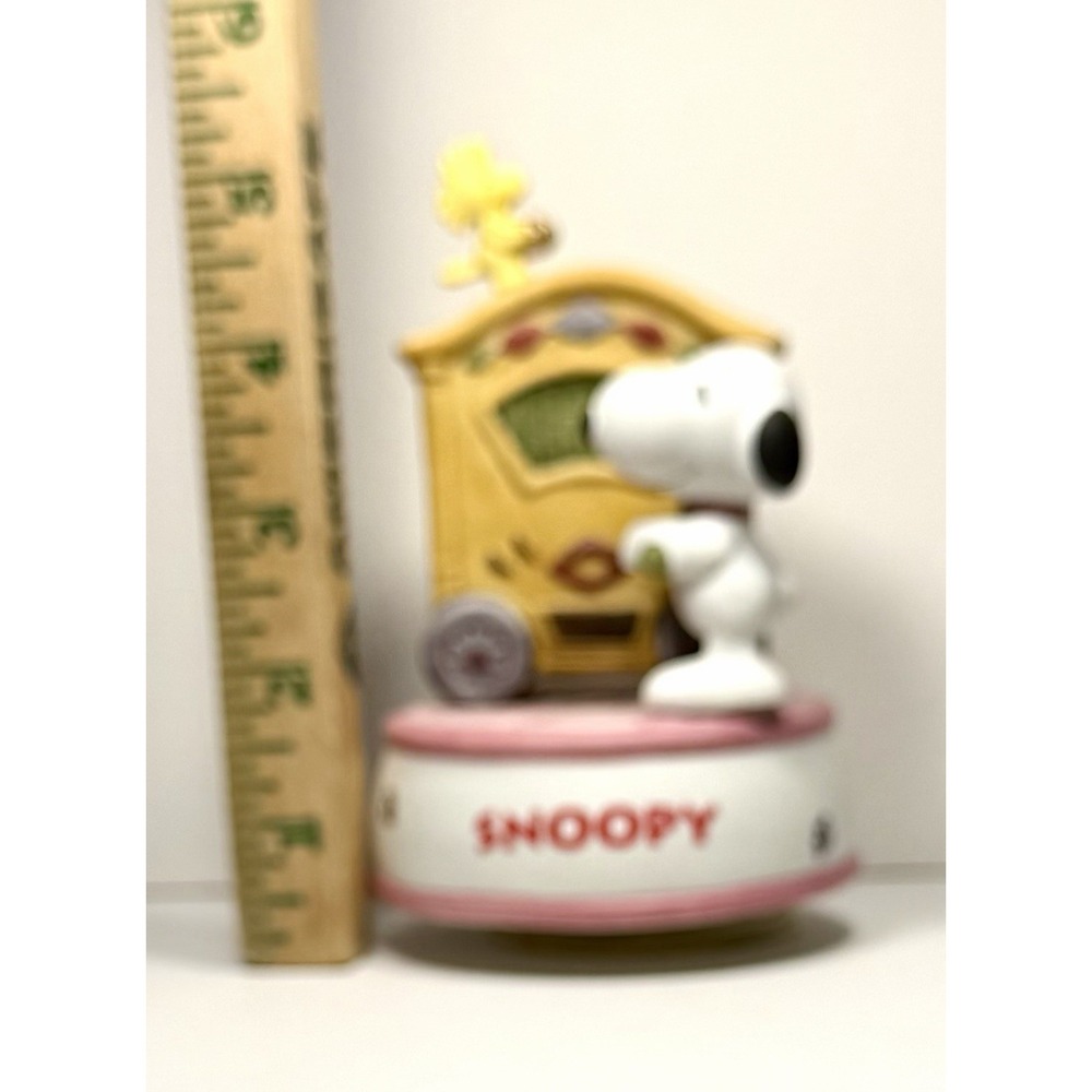 Vintage Sekiguchi Peanuts Snoopy Japan Music Box Crank Organ Figure 1997 Rare - Picture 5 of 17